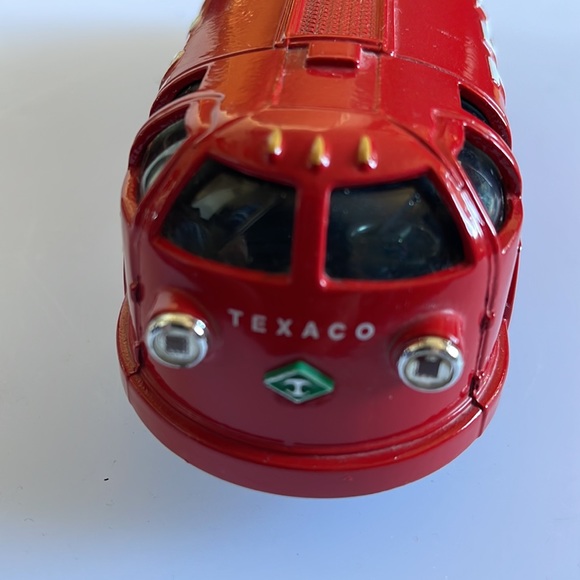 Vintage 1934 Texaco Doodle Bug Diamond T Tanker Model In 1:43 Scale By Bizarre - Picture 9 of 11